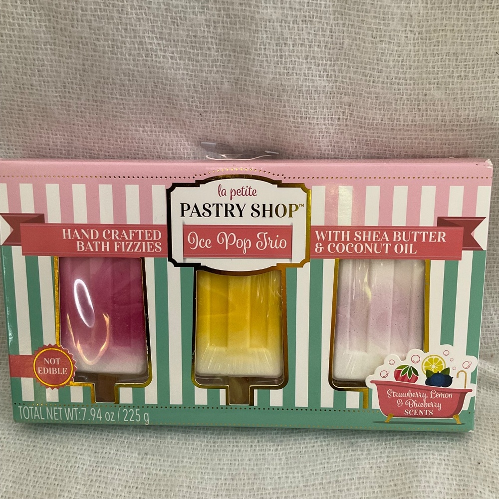 NEW La Petite Pastry Shop Ice Cream Trio Ice Pop Trio Bath Fizzies Two Boxes - Picture 3 of 12